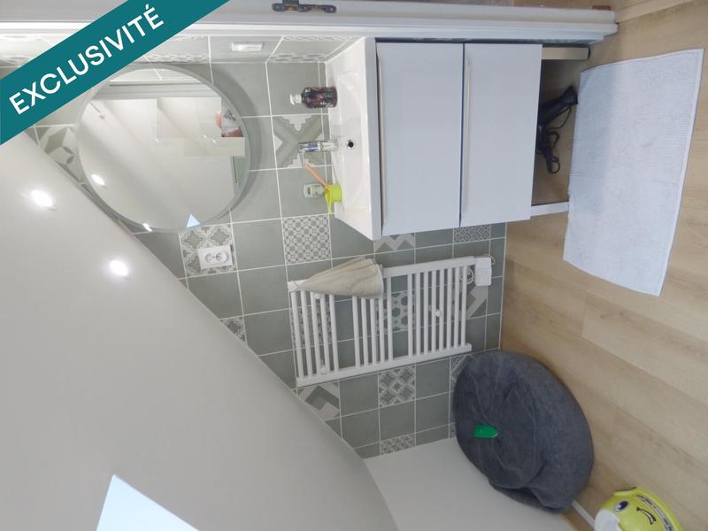 Maison - 100 m² - 6 pièces