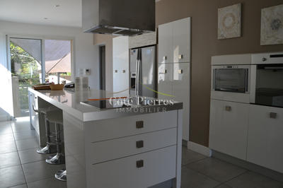 Villa - 200 m² - 6 pièces