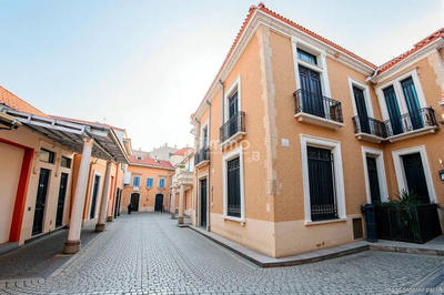 Maison de maîtres - 239 m² - 12 pièces