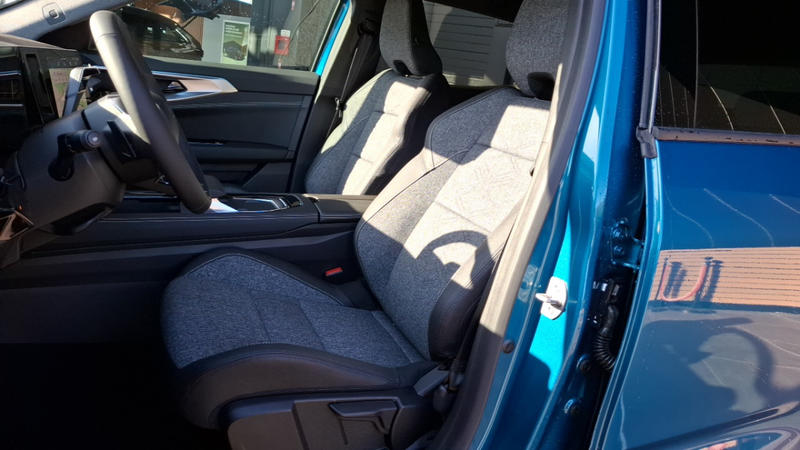 Renault Austral techno full hybrid E-Tech 200 ch - 25