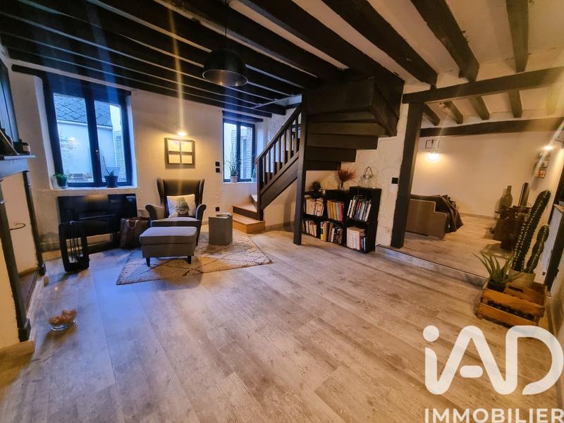 Maison - 166 m² - 7 pièces