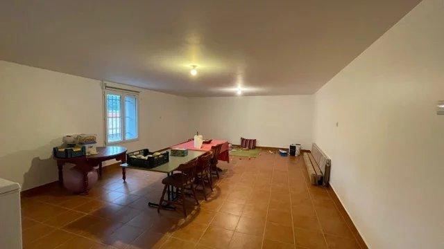 Maison - 170 m² - 7 pièces