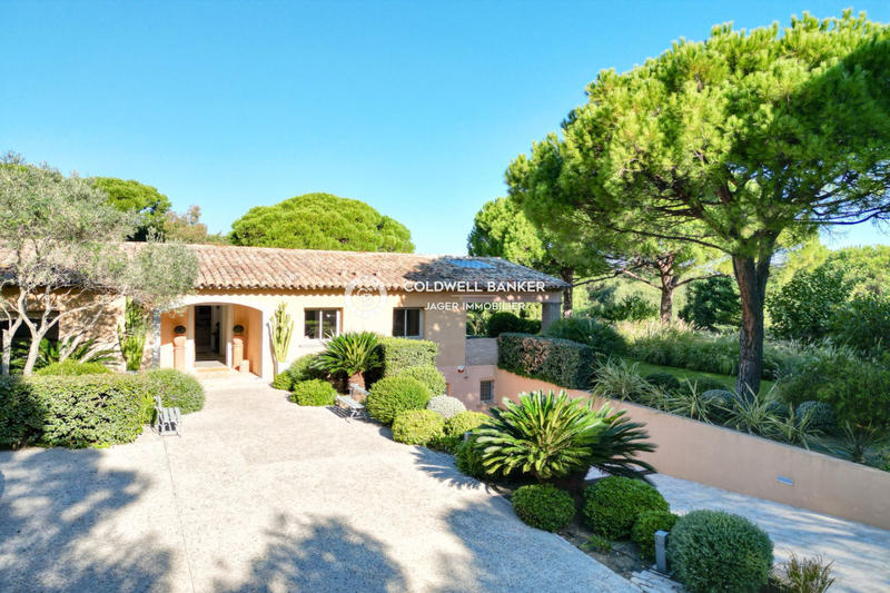 Maison - 320 m² - 6 pièces