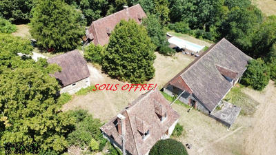 Maison - 200 m² - 6 pièces