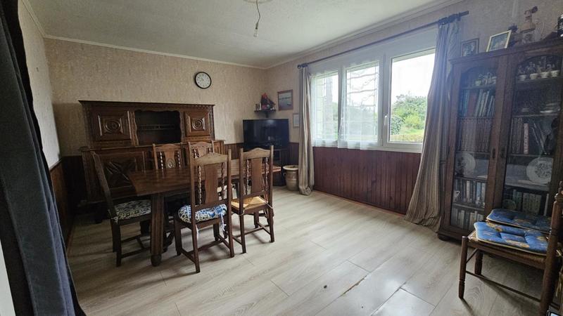 Maison - 77 m² - 5 pièces