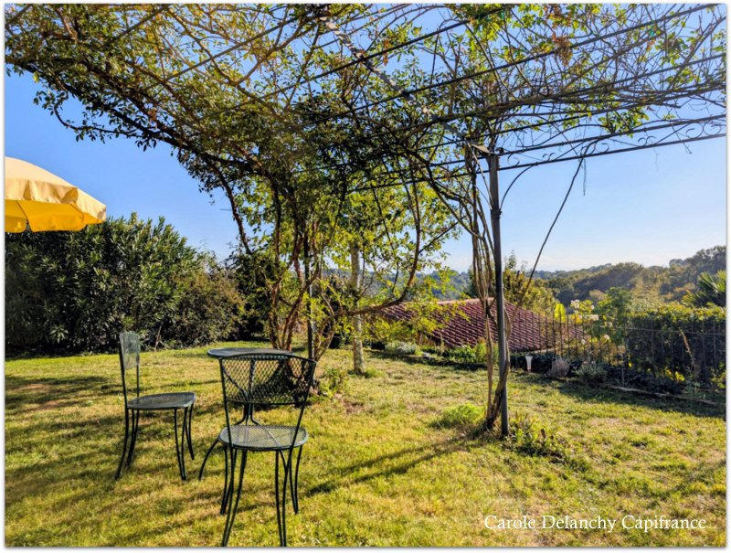 Maison - 100 m² - 6 pièces