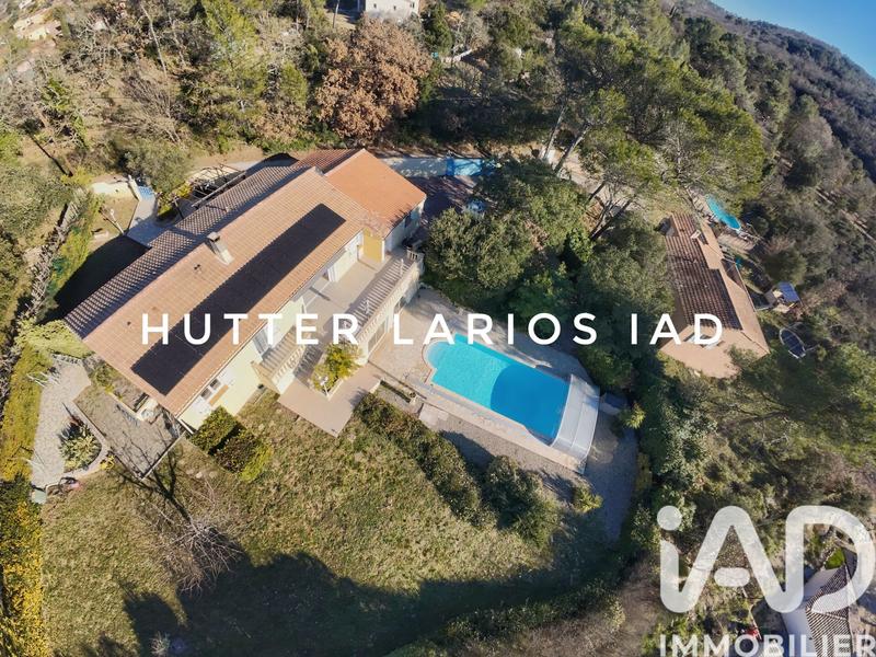 Maison - 145 m² - 6 pièces