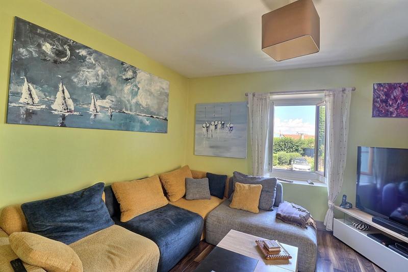 Maison - 210 m² - 8 pièces