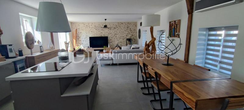 Maison de village - 140 m² - 5 pièces