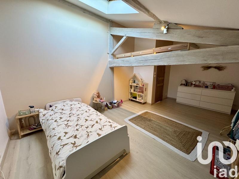 Maison - 255 m² - 5 pièces