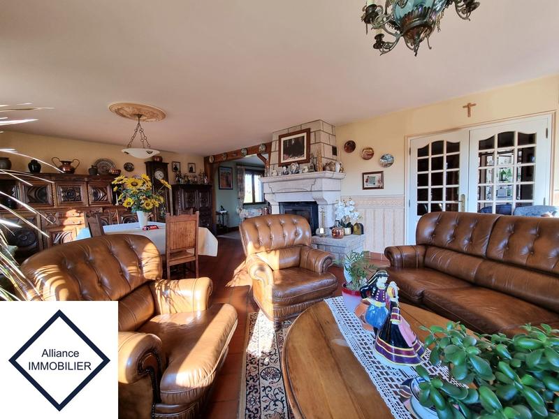 Maison - 151 m² - 7 pièces