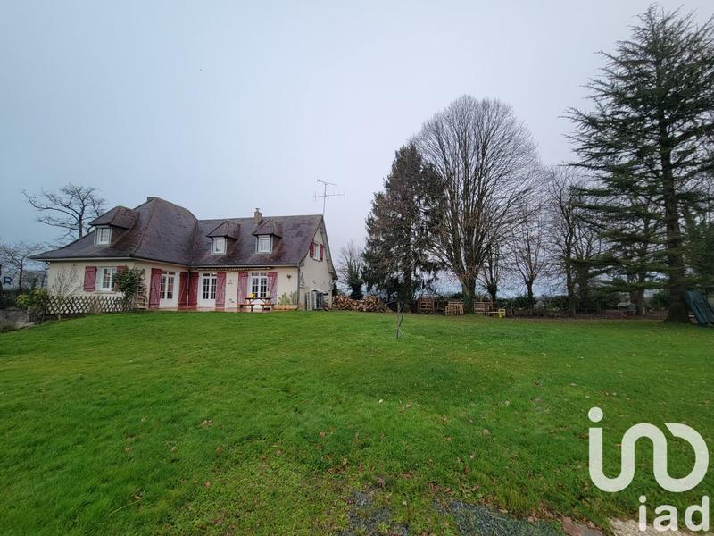 Maison - 190 m² - 9 pièces