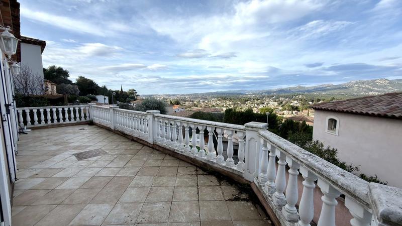 Maison - 154 m² - 7 pièces