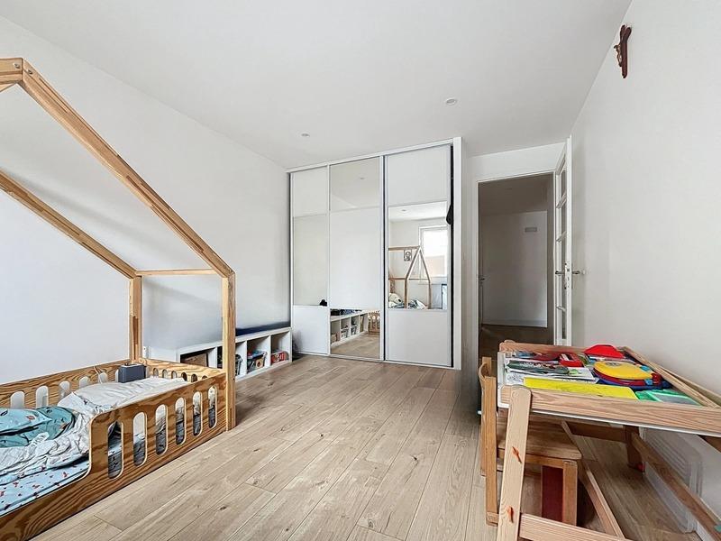 Appartement - 97 m² - 4 pièces