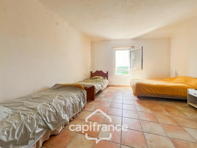 Maison - 148 m² - 5 pièces