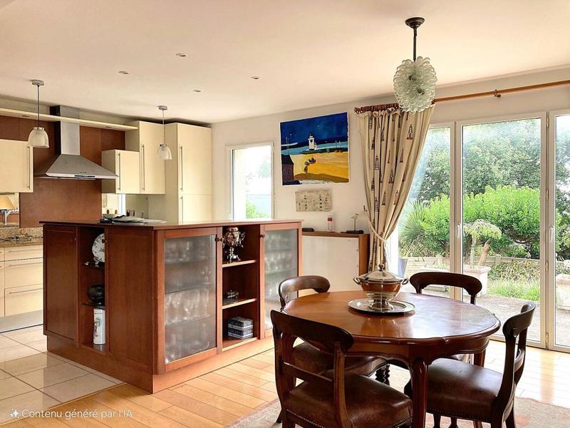 Maison - 158 m² - 7 pièces