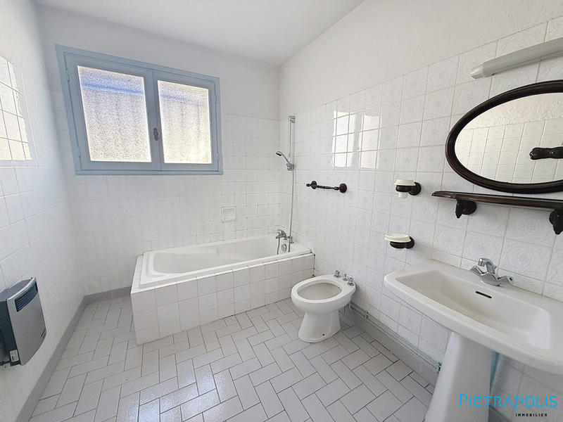 Maison ancienne - 121 m² - 4 pièces