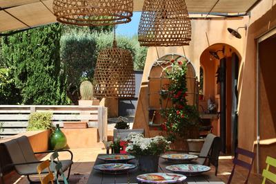 Maison - 206 m² - 6 pièces