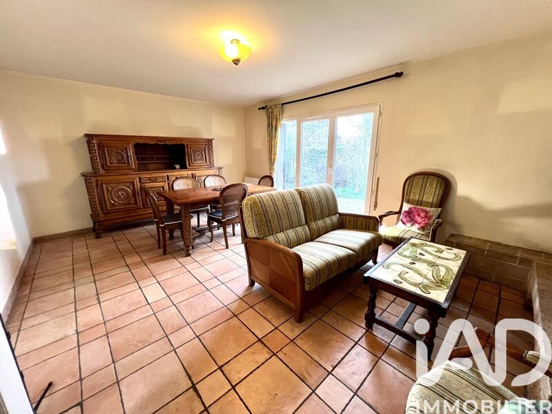 Maison - 94 m² - 6 pièces