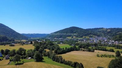 Maison - 326 m² - 15 pièces