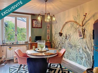 Maison - 207 m² - 7 pièces