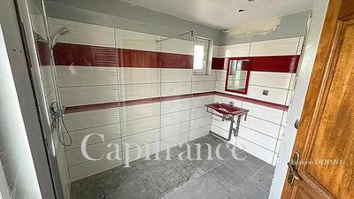 Maison - 176 m² - 7 pièces