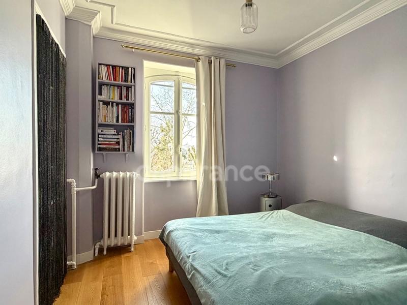 Appartement - 100 m² - 5 pièces
