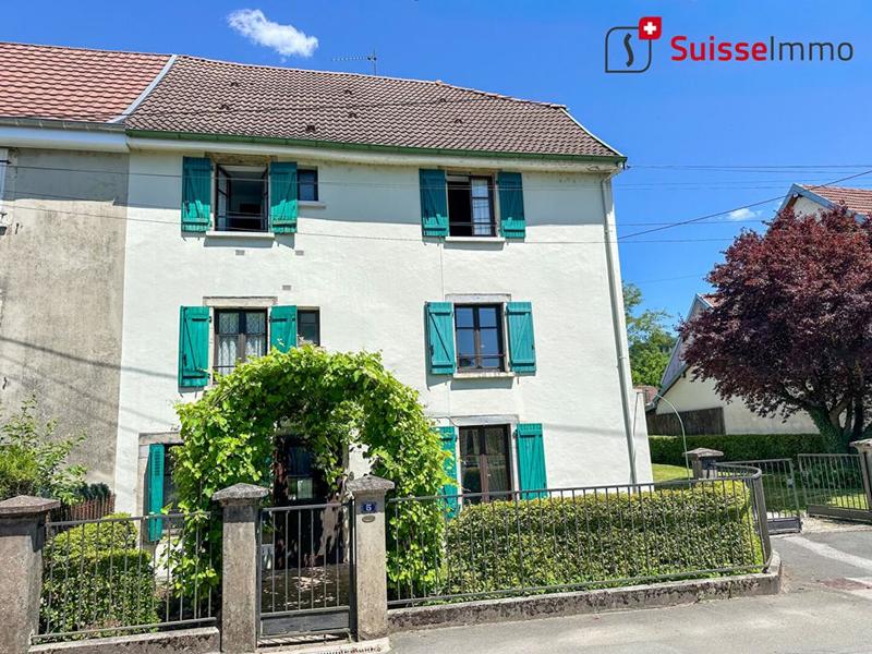 Maison - 373 m² - 12 pièces