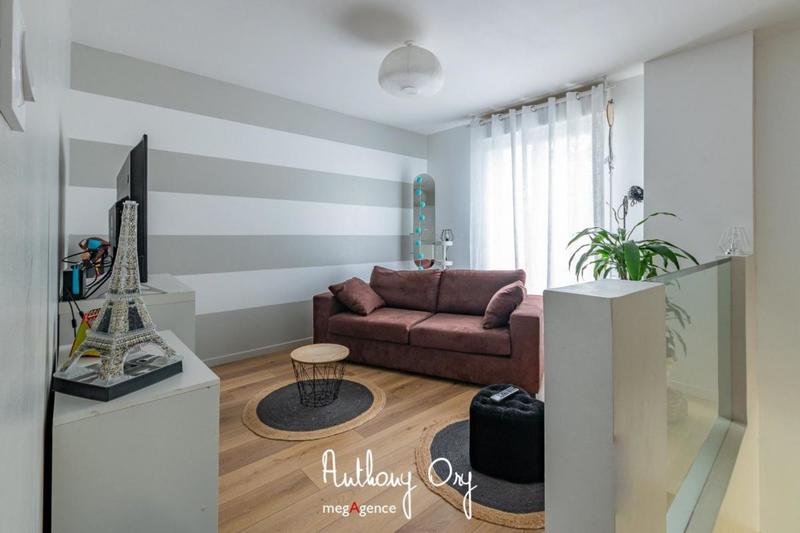 Maison - 109 m² - 6 pièces