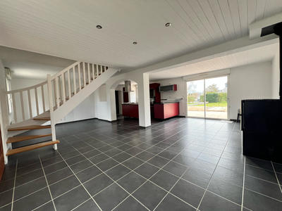 Maison - 106 m² - 4 pièces