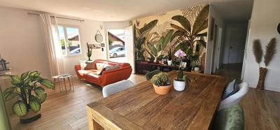 Maison - 90 m² - 4 pièces