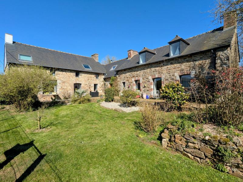 Maison ancienne - 186 m² - 8 pièces