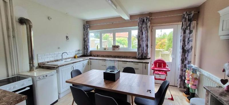 Maison de village - 164 m² - 9 pièces