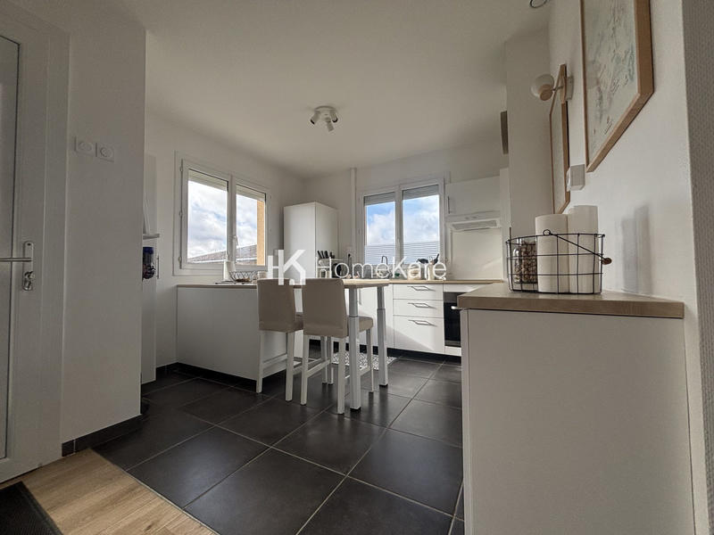 Appartement - 80 m² - 3 pièces