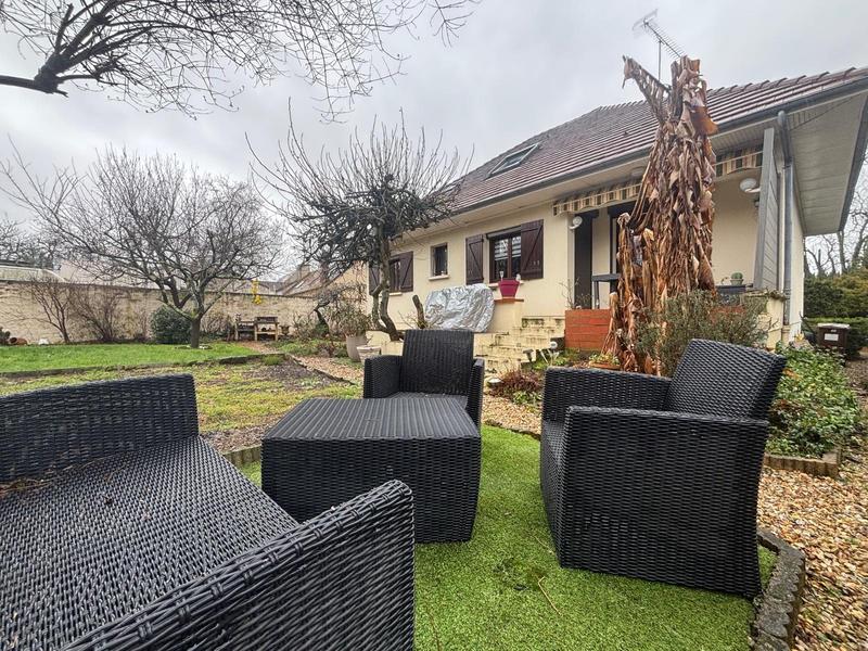 Maison - 130 m² - 6 pièces
