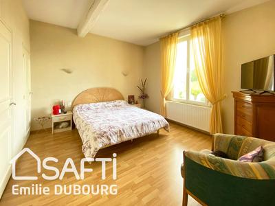 Maison - 297 m² - 7 pièces