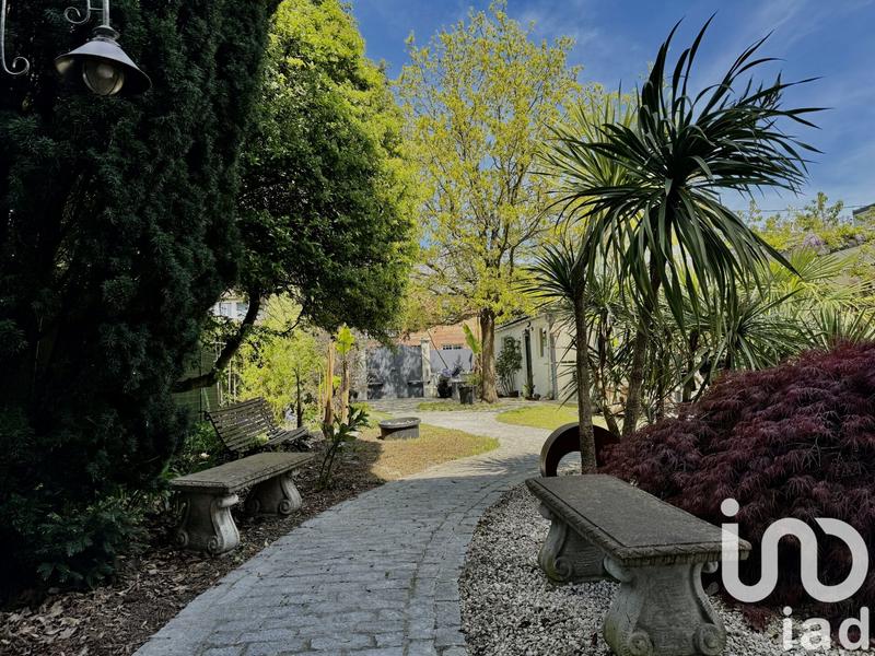 Château - 255 m² - 10 pièces