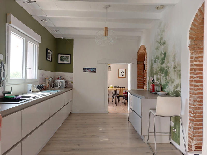 Maison - 265 m² - 7 pièces