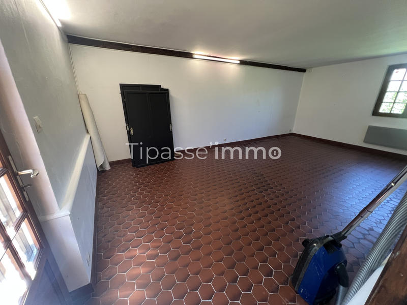 Maison - 180 m² - 10 pièces