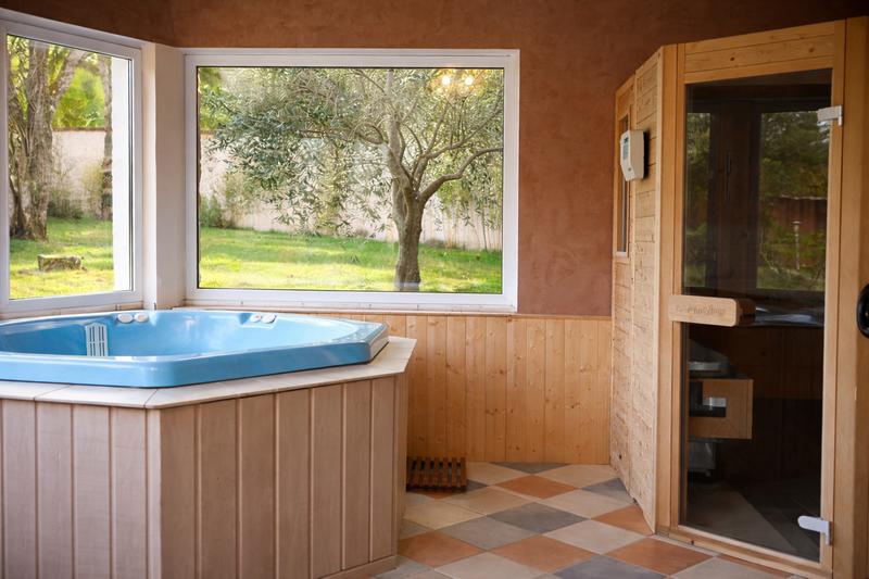 Propriété - 231 m² - 8 pièces