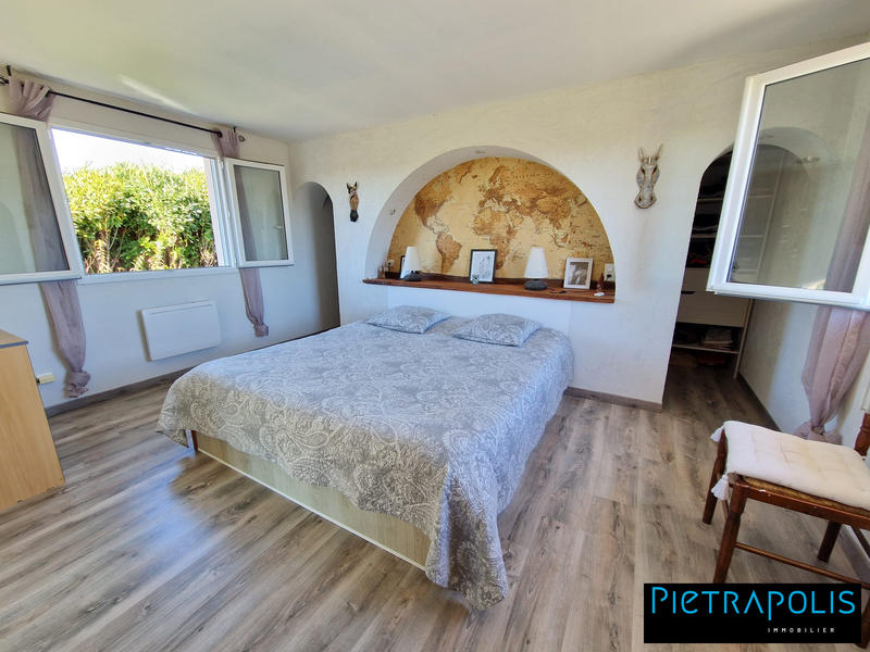 Maison traditionnelle - 171 m² - 5 pièces