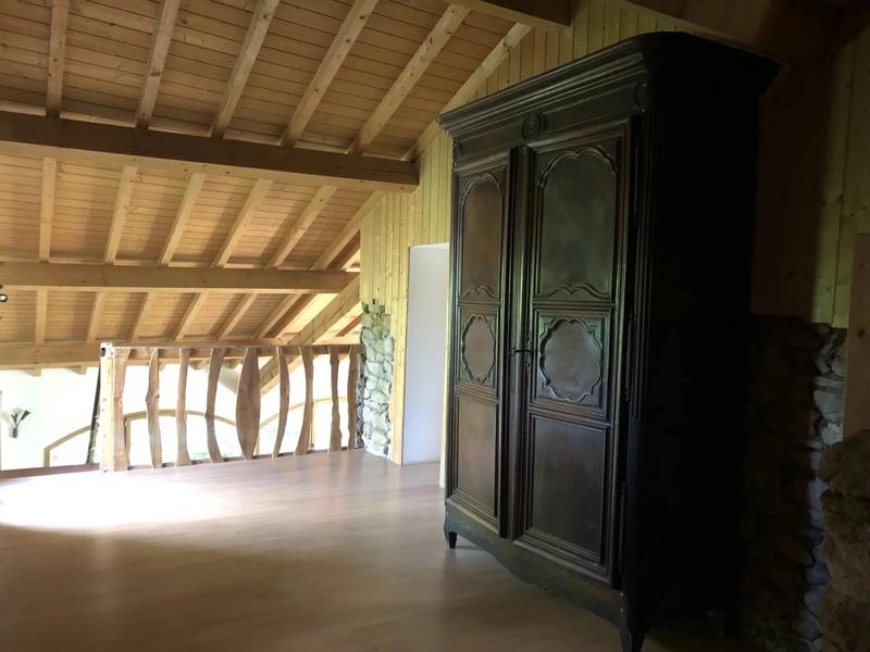 Maison - 235 m² - 5 pièces