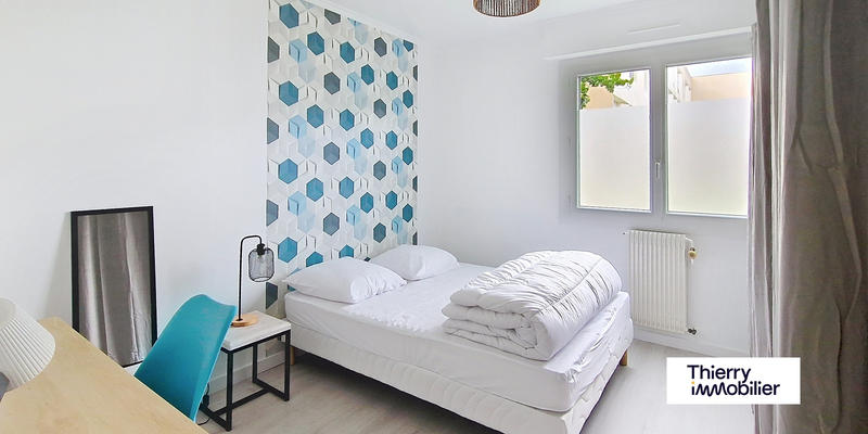 Appartement - 93 m² - 5 pièces