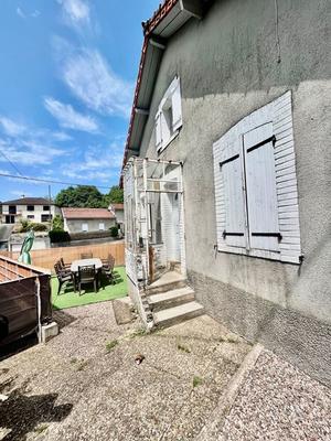 Maison traditionnelle - 80 m² - 3 pièces