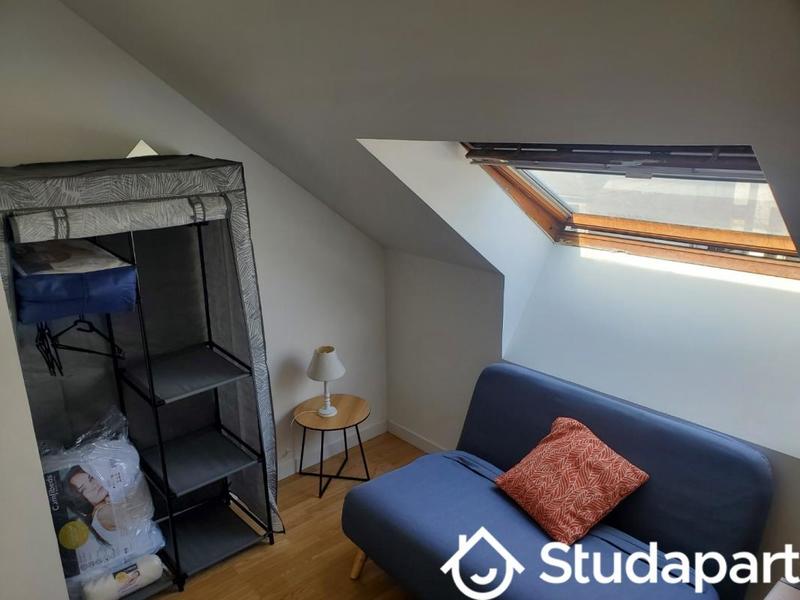 Chambre - 9 m² - 1 pièce