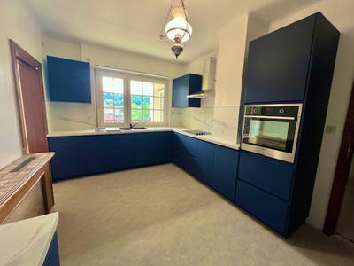 Maison - 190 m² - 8 pièces