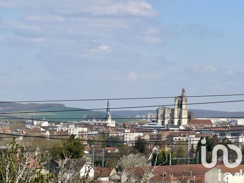 Maison - 140 m² - 8 pièces