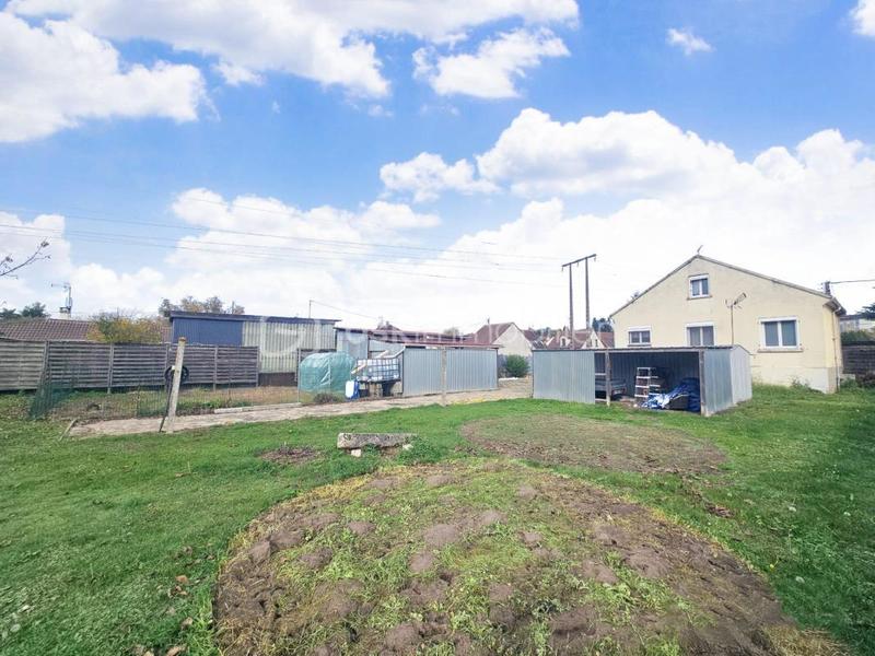 Maison traditionnelle - 80 m² - 5 pièces