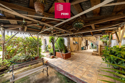 Maison - 143 m² - 6 pièces