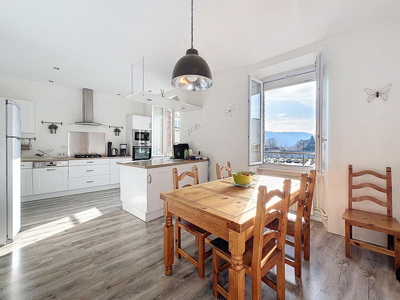 Maison de village - 134 m² - 6 pièces